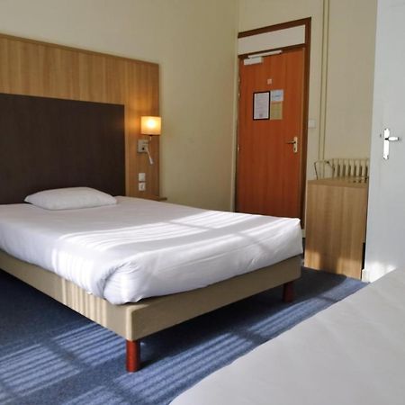 Hotel Saint-Patrick Coeur De Nantes Bagian luar foto