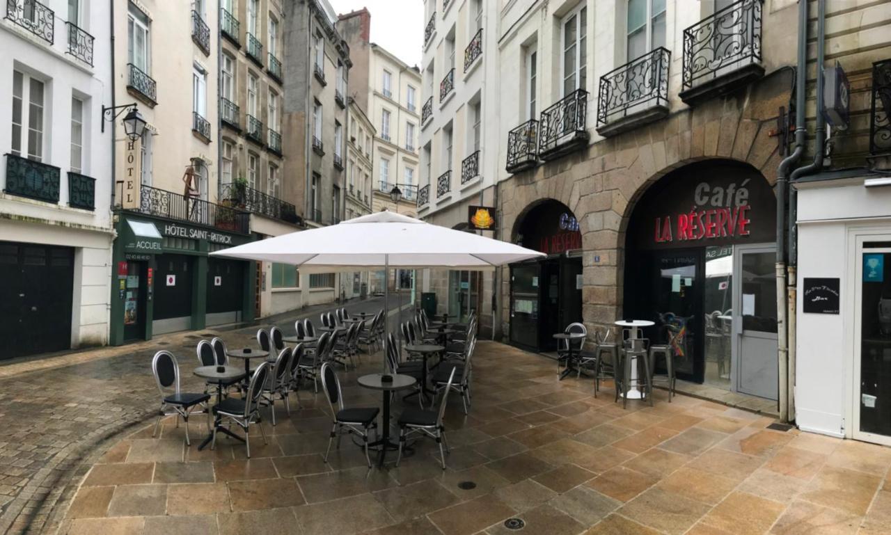 Hotel Saint-Patrick Coeur De Nantes Bagian luar foto